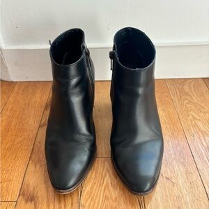 JCREW BLACK LEATHER BOOTIES size 7 women